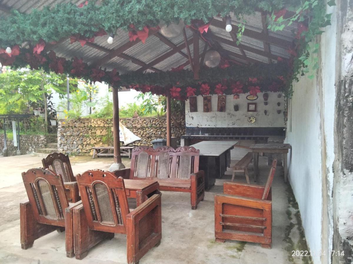 ホテル Casa De Robles Tanay Rizal エクステリア 写真