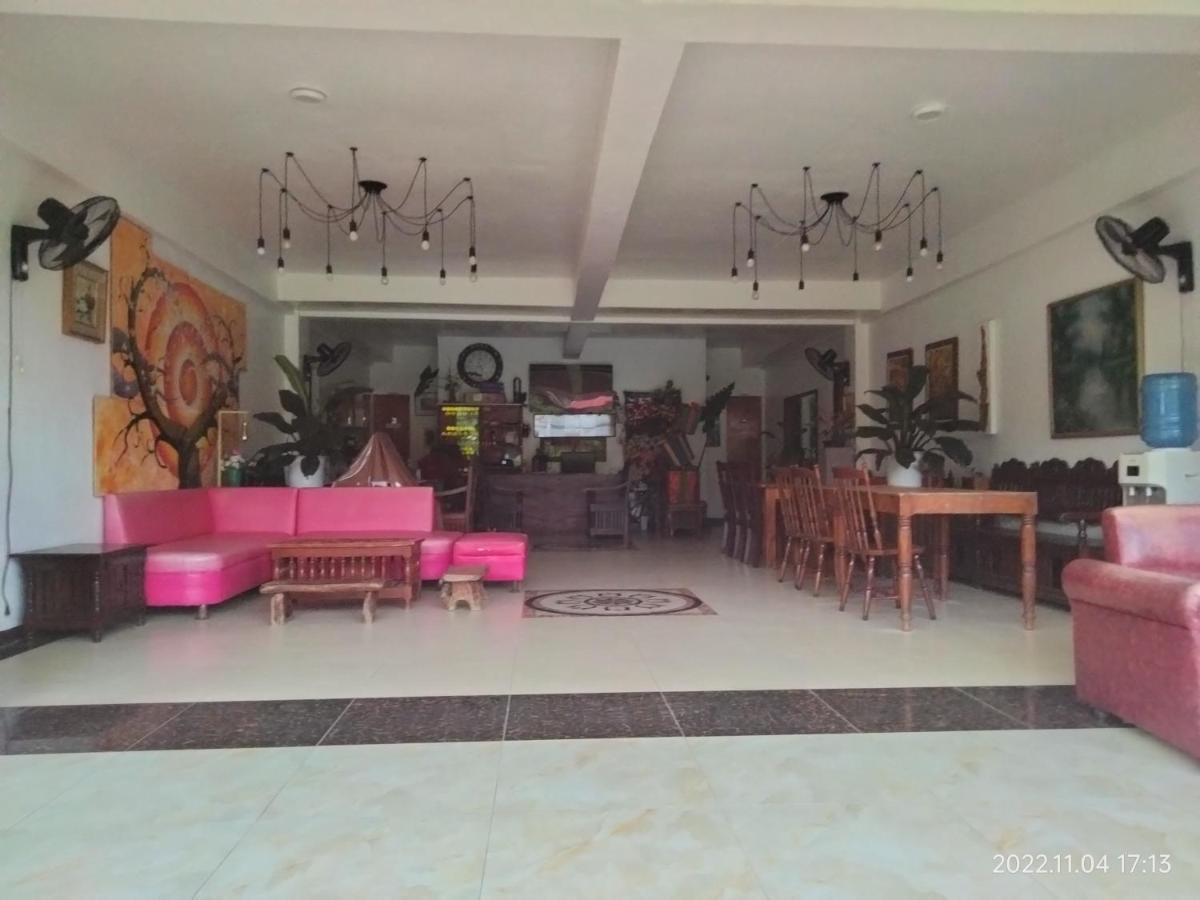 ホテル Casa De Robles Tanay Rizal エクステリア 写真