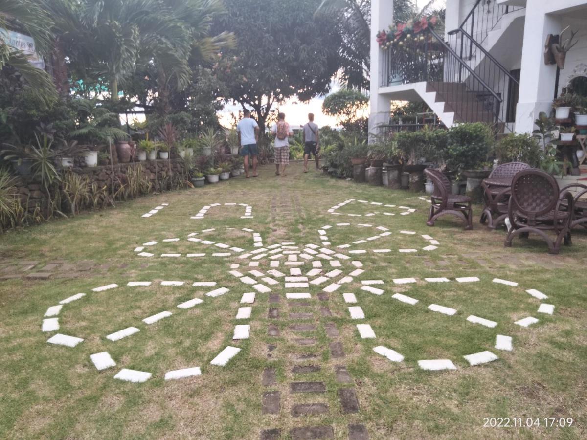 ホテル Casa De Robles Tanay Rizal エクステリア 写真
