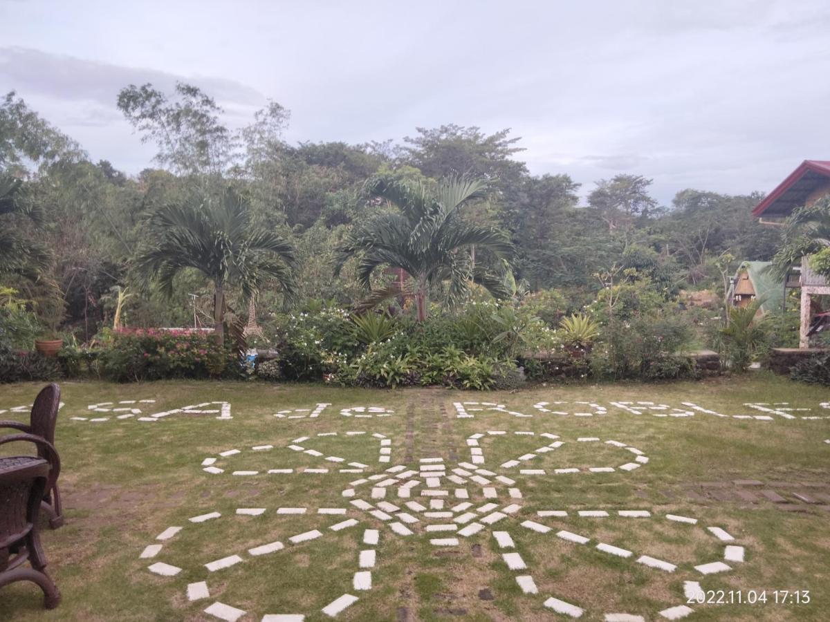 ホテル Casa De Robles Tanay Rizal エクステリア 写真